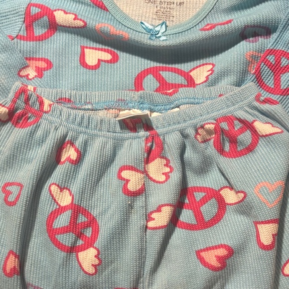 Kids Blue Peace and Hearts Pajama Set - Picture 4 of 4